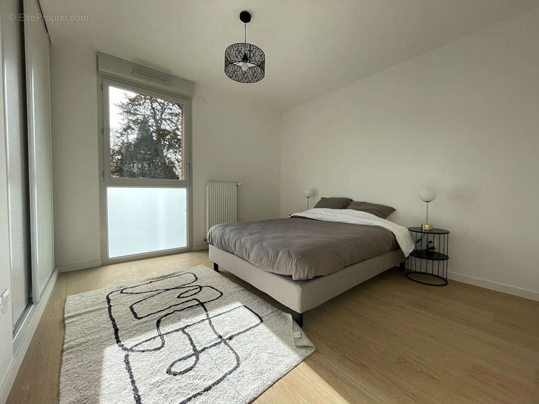 Appartement à POMPERTUZAT