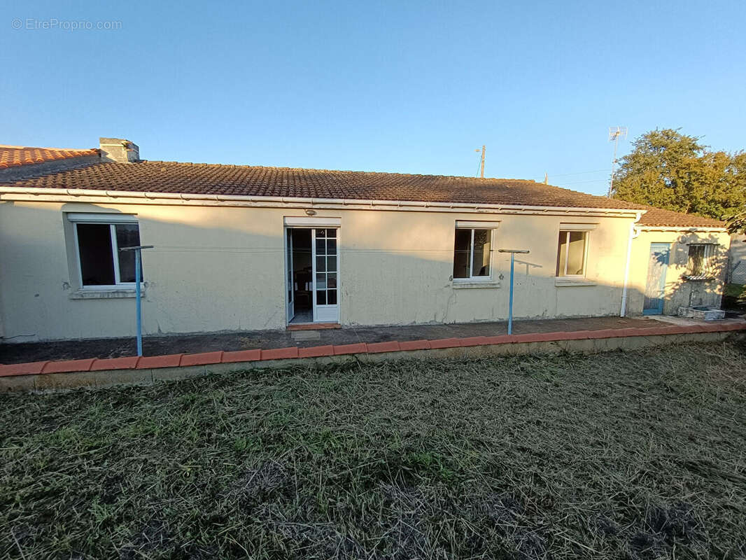 Maison à TONNAY-CHARENTE