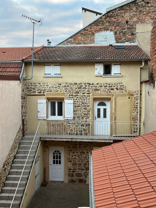 Appartement à LE COTEAU