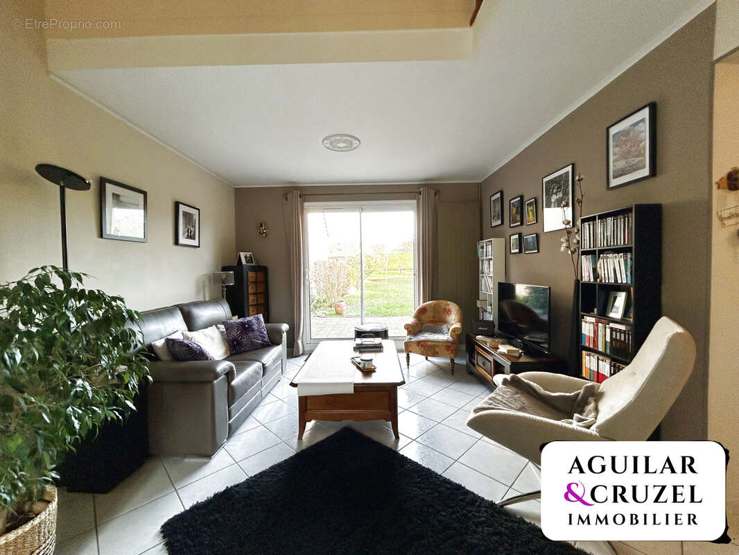 Maison à SAINT-DOULCHARD