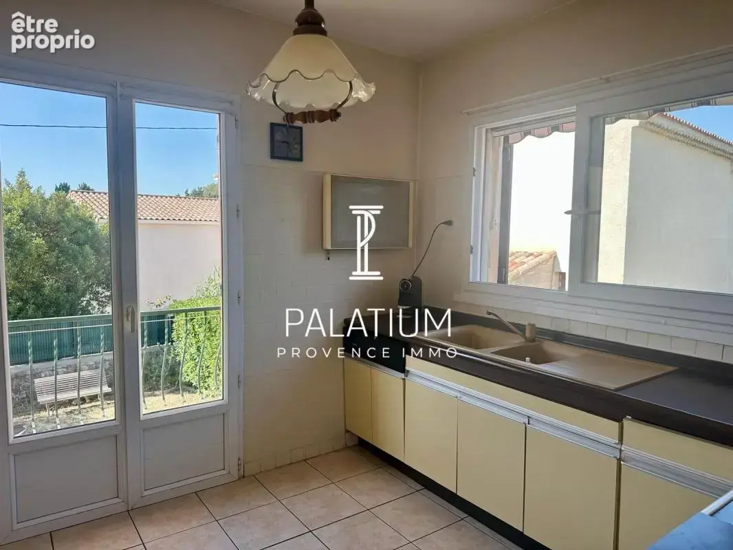 Maison 90m2- Quartier des Viougues- Double garage - photo 4
