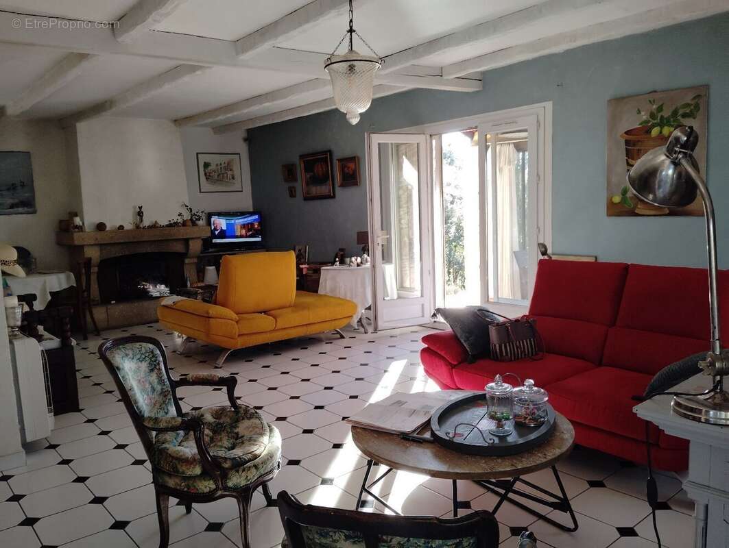 Maison avec piscine au calme - photo 8