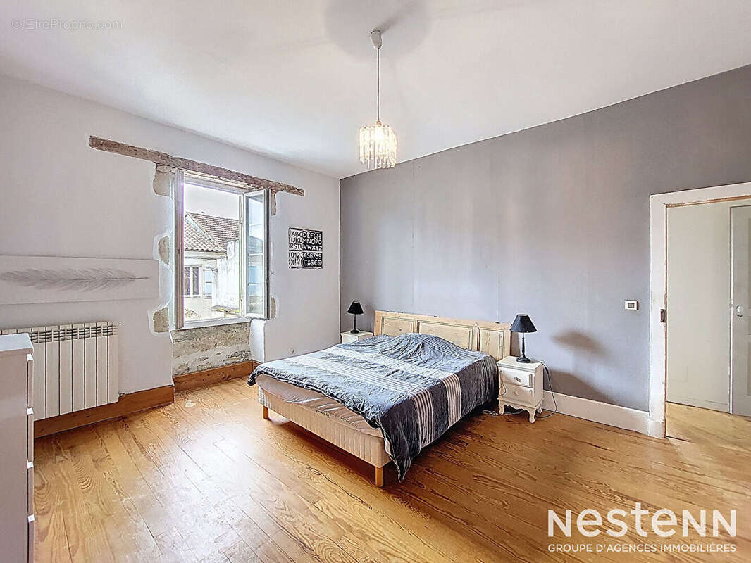 Maison à CASTELNAU-D&#039;AUZAN