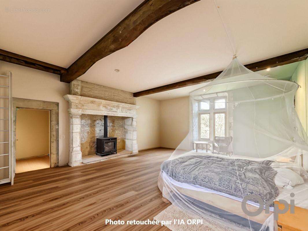 Maison à SAINT-CLAR