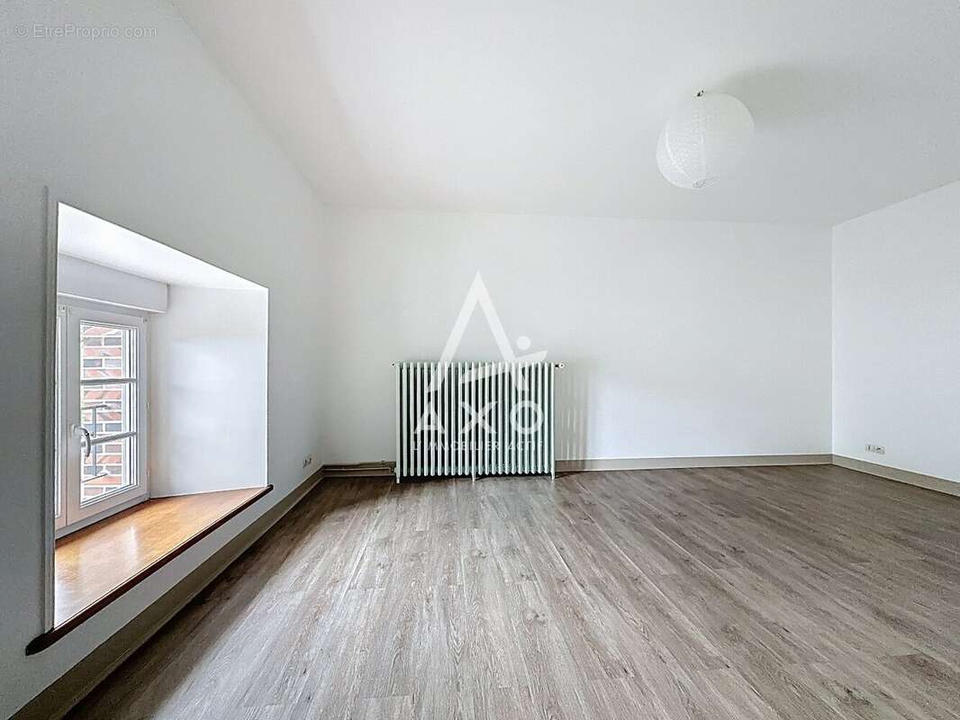 Maison à SAINT-VICTOR-DE-BUTHON