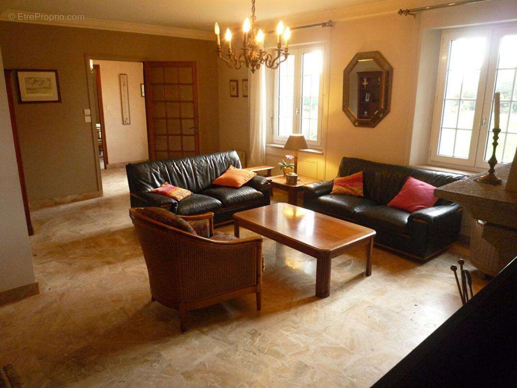 Maison à SAINT-POL-DE-LEON