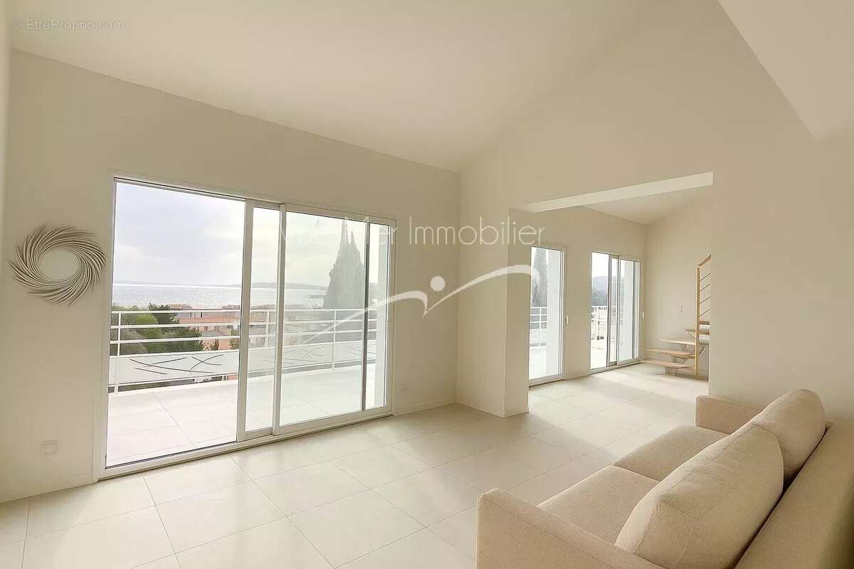 Appartement à LE LAVANDOU