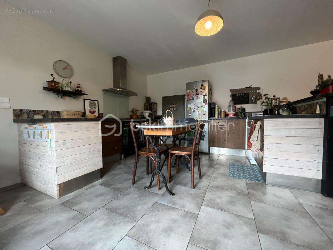 Maison à LA CHAPELLE-NEUVE