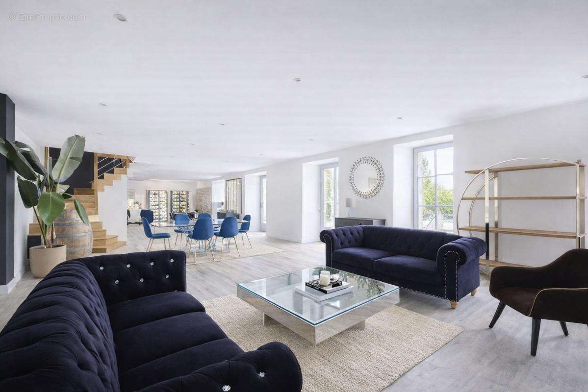 Maison à PLOUER-SUR-RANCE