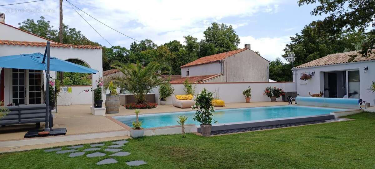 Maison à AIGREFEUILLE-D&#039;AUNIS