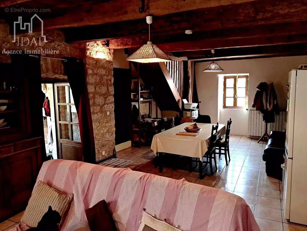 Maison à LA CANOURGUE