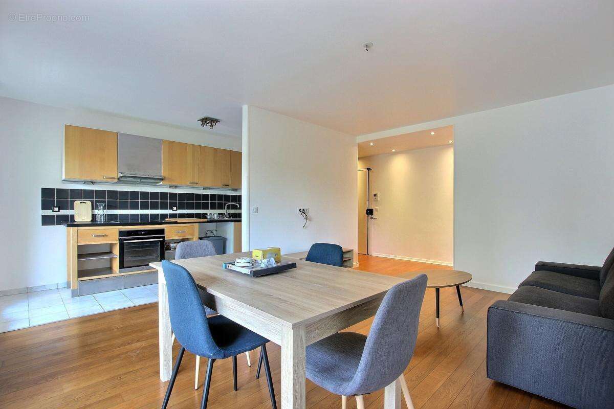 Appartement à ASNIERES-SUR-SEINE