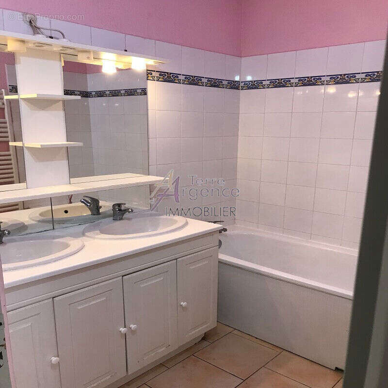 Appartement à BEAUCAIRE
