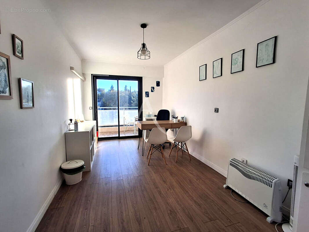 Appartement à VENCE