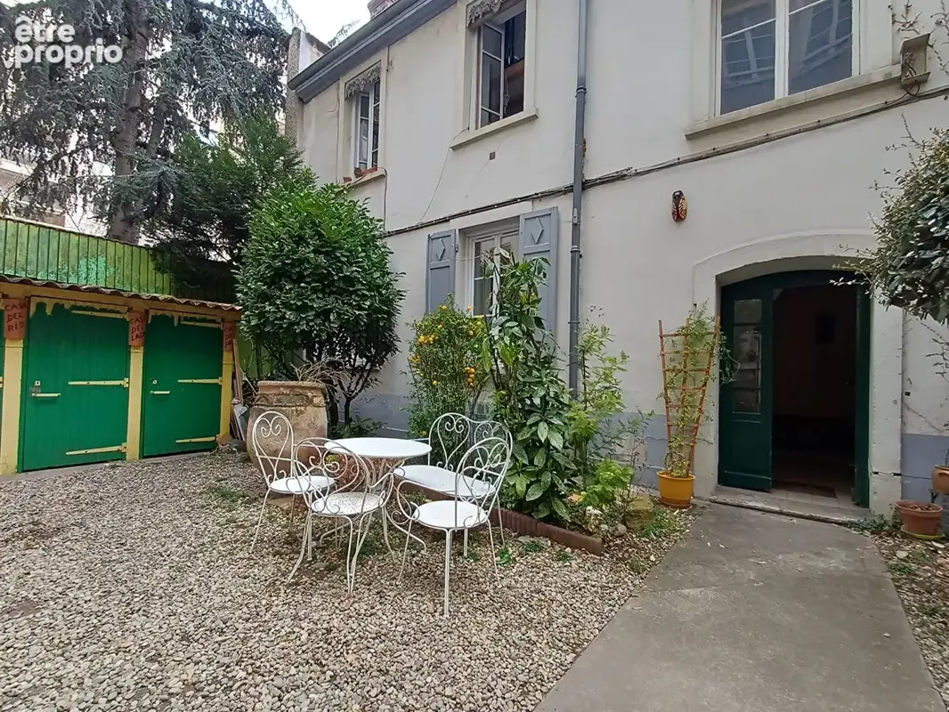 Appartement à LYON-7E