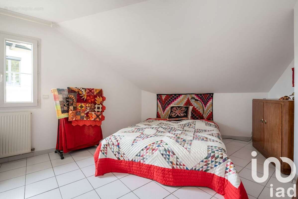 Photo 9 - Maison à CHALLES-LES-EAUX