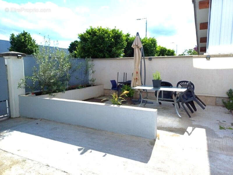 Maison à LYON-8E