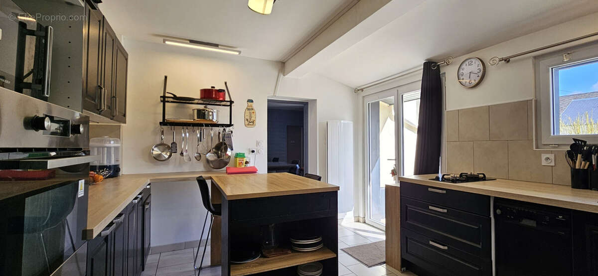 Ensemble de deux maisons - Terrain de 850m2 - Dépendance - photo 3