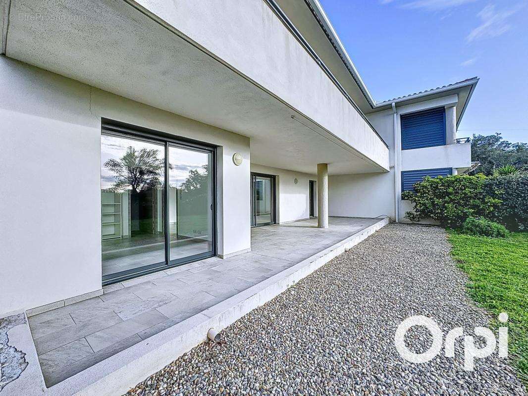 Superbe Appartement T4  avec jardin proche centre de Porto-Vecchio - photo 13