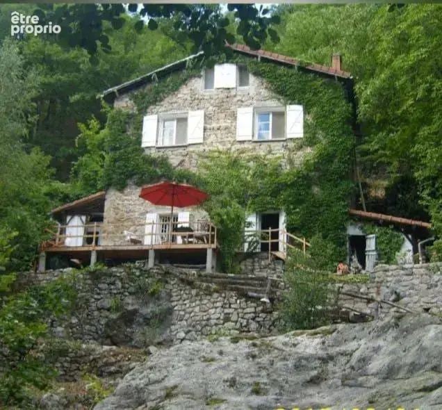 Maison et jardin en bordure de rivière - à rafraîchir - bon toit - photo 40