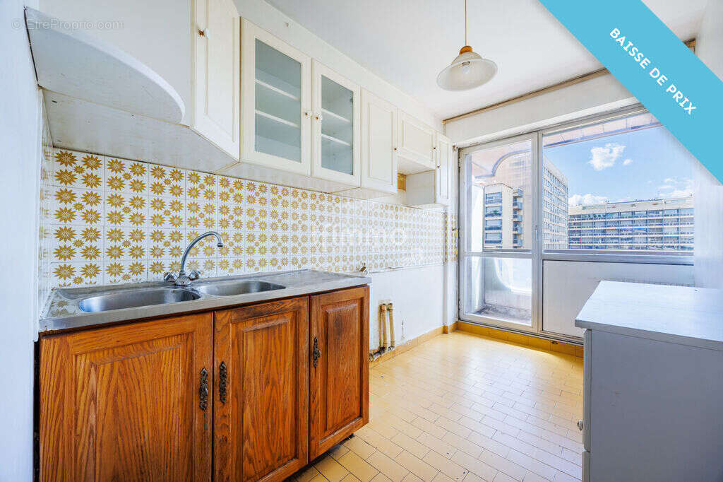 Appartement à MARSEILLE-8E