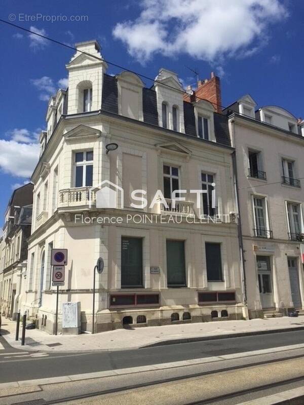 Photo 1 - Commerce à ANGERS