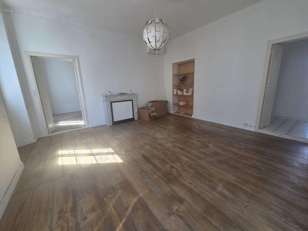 Appartement à SAINTE-LUCIE-DE-TALLANO