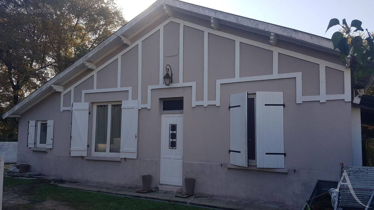 Maison à VILLENAVE-D'ORNON