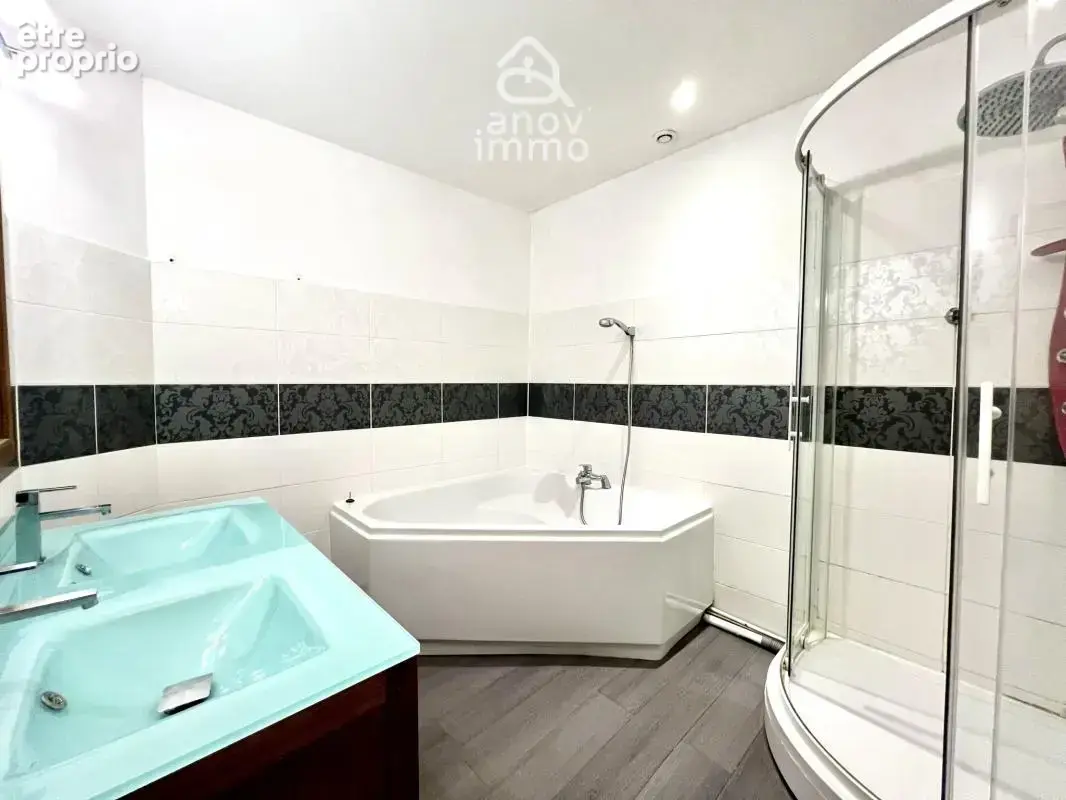 VIVONNE - maison 125 m2 - terrain 686 m2 - 3 chambres - photo 12