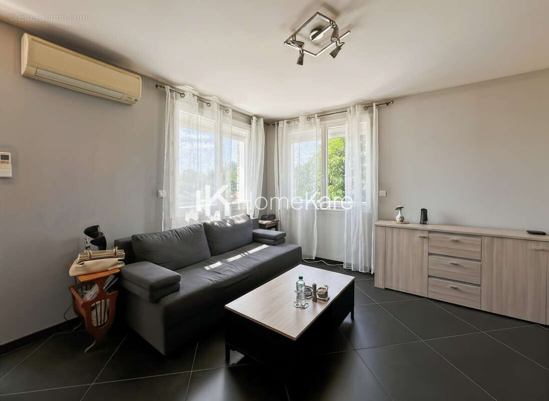 Appartement à AMBARES-ET-LAGRAVE