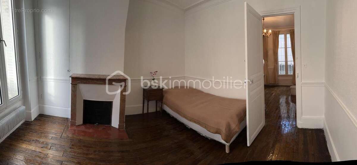 Appartement à AUBERVILLIERS