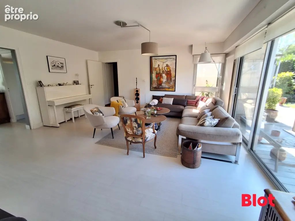 Maison 9 pièces 208 m² à vendre à Saint-Gregoire (35760) - photo 3