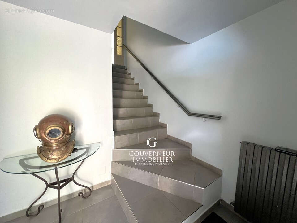 Maison à SUMENE