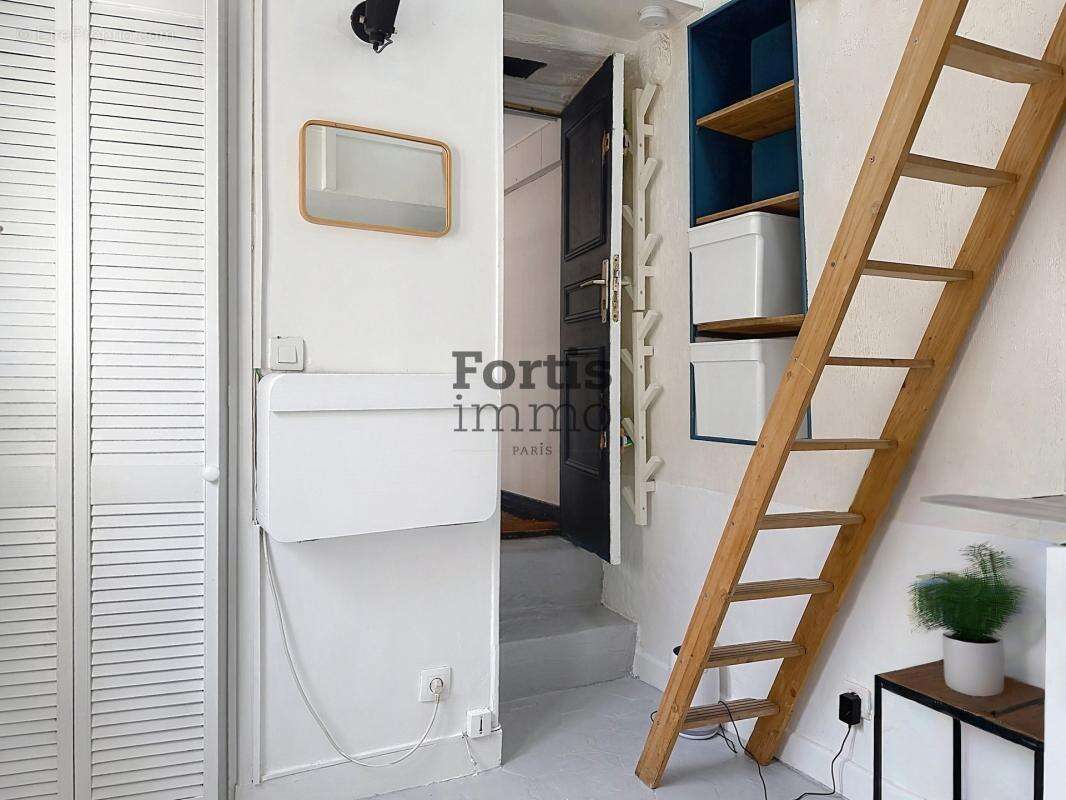 Paris 2 - charmante studette - dernier etage - calme absolu - photo 6