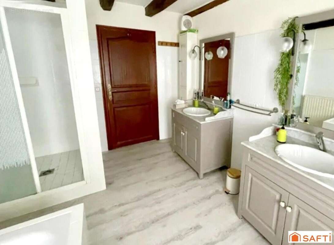 Photo 8 - Maison à BERCLOUX