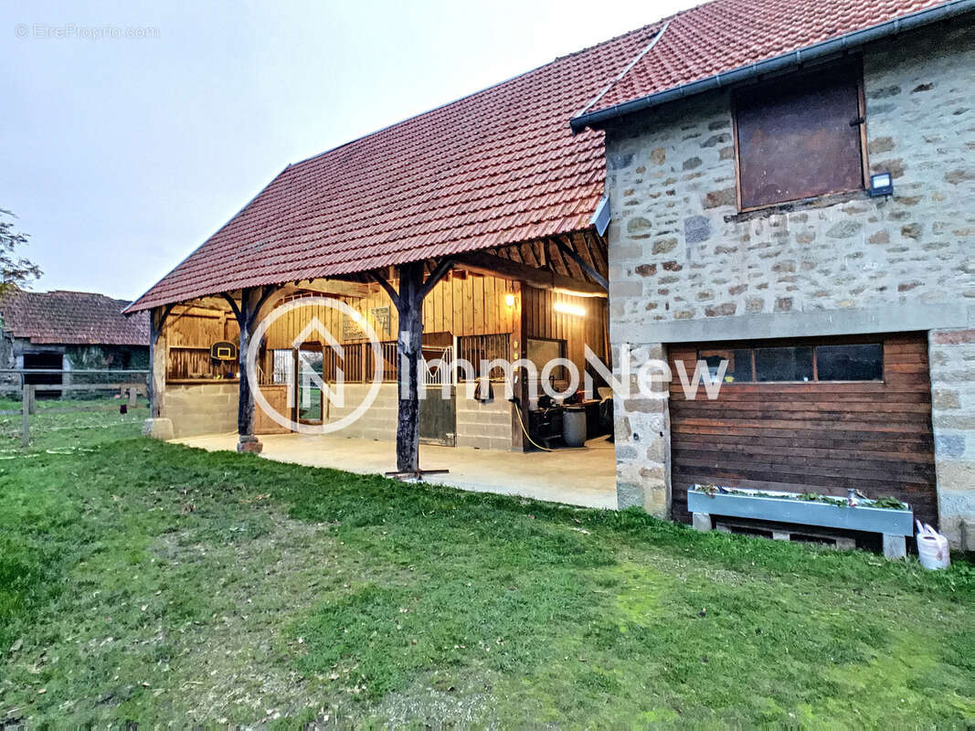 Maison à PRECEY