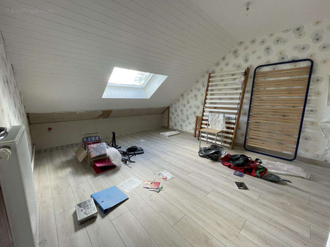 Maison à CHATELLERAULT