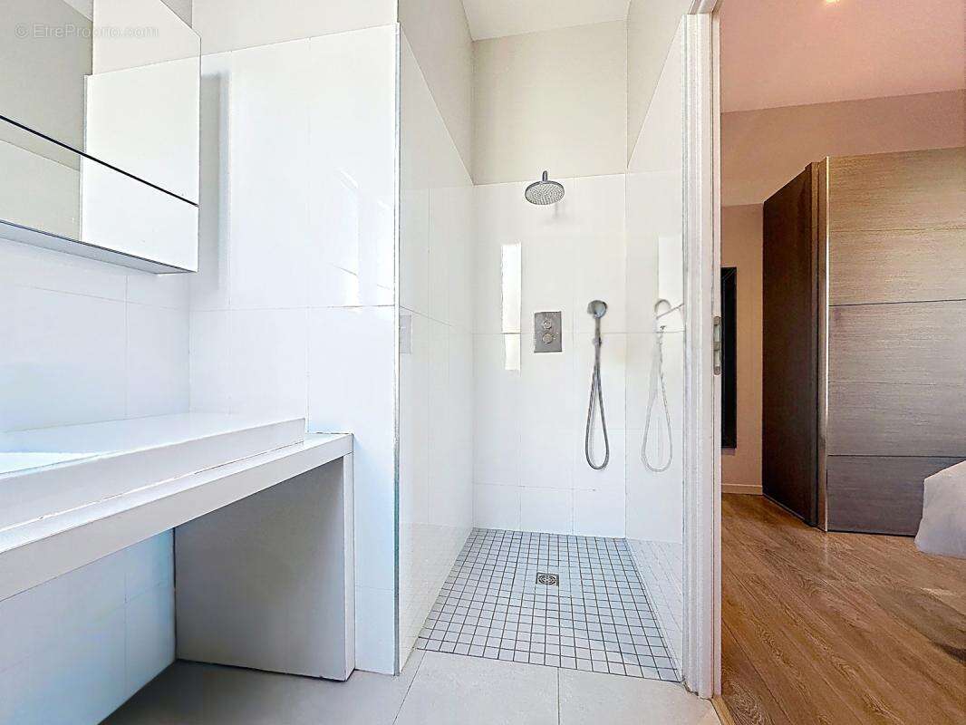 Maison à LES ANGLES