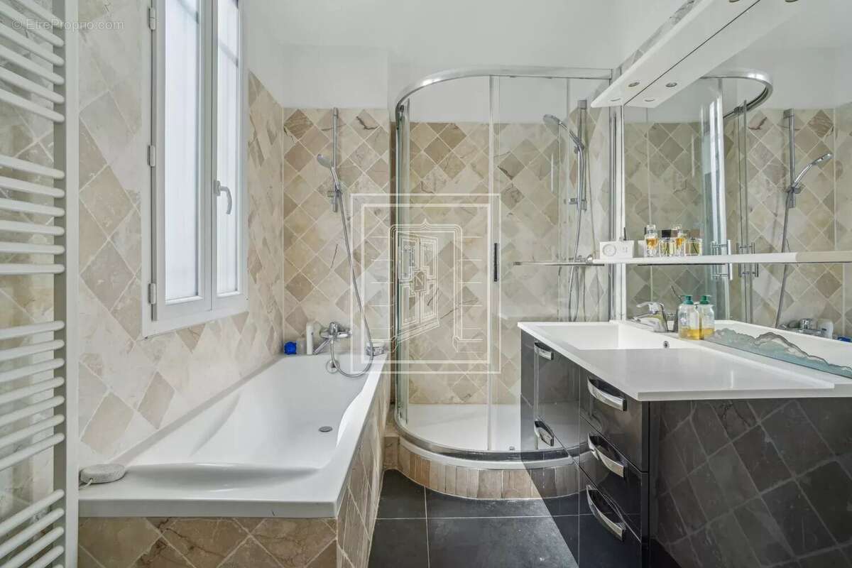 Maison à BOULOGNE-BILLANCOURT