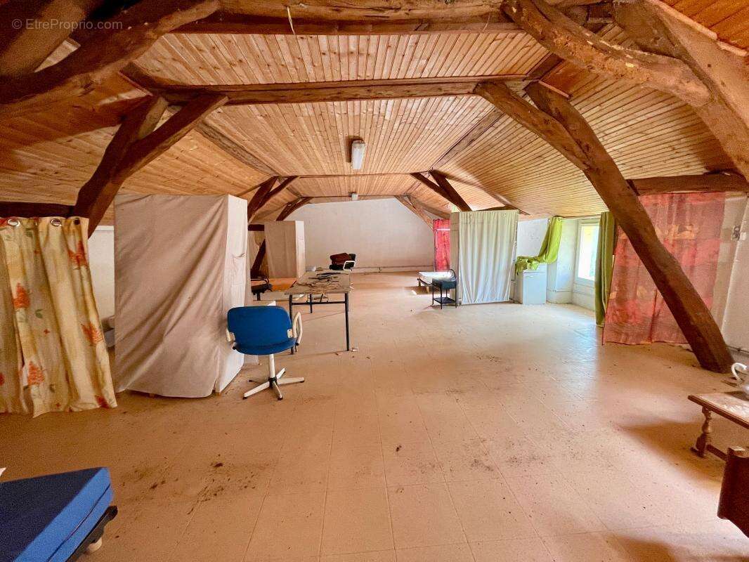 Maison à SAINTE-ALVERE