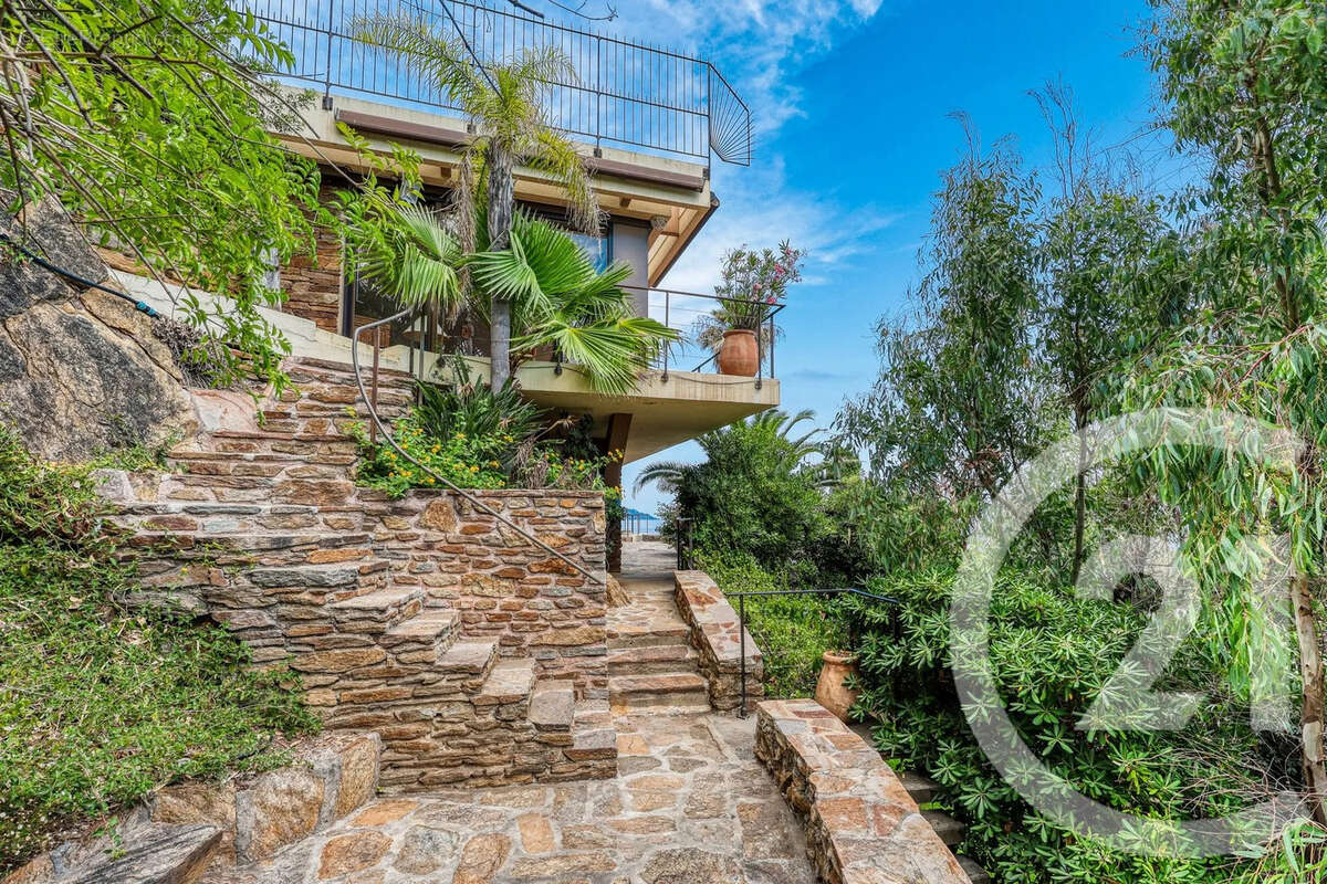 Maison 179 m² à Le Lavandou  - photo 14