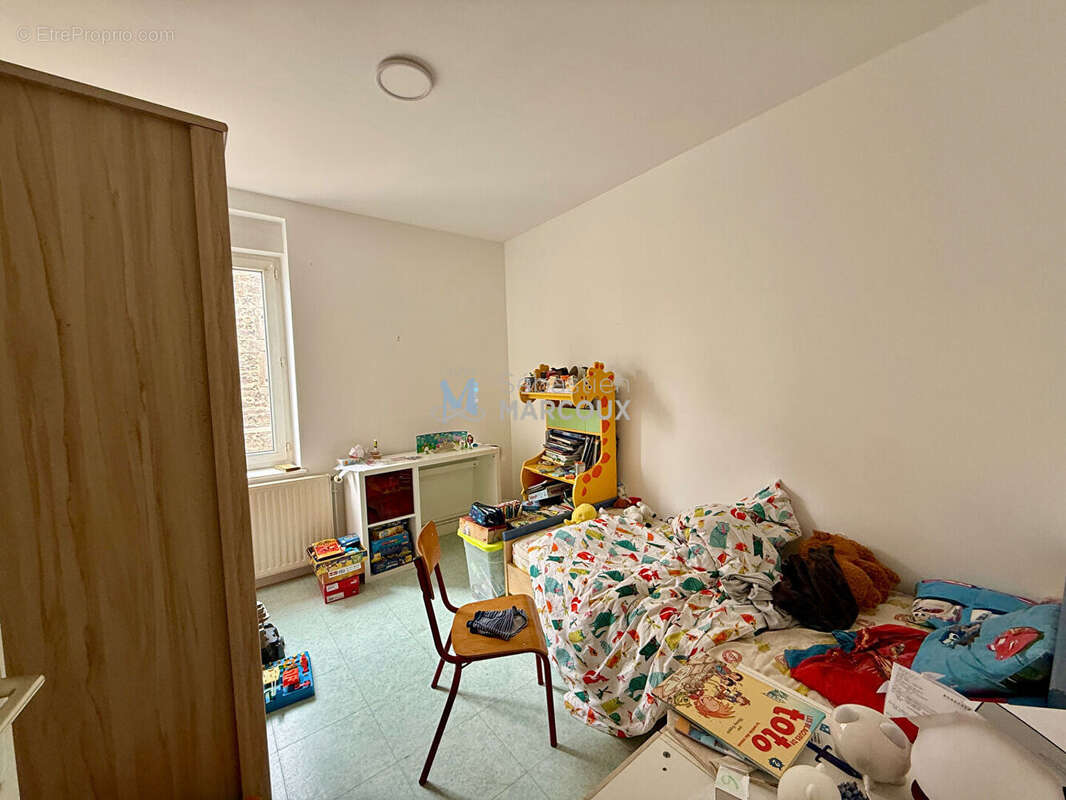 Appartement à SAVIGNEUX