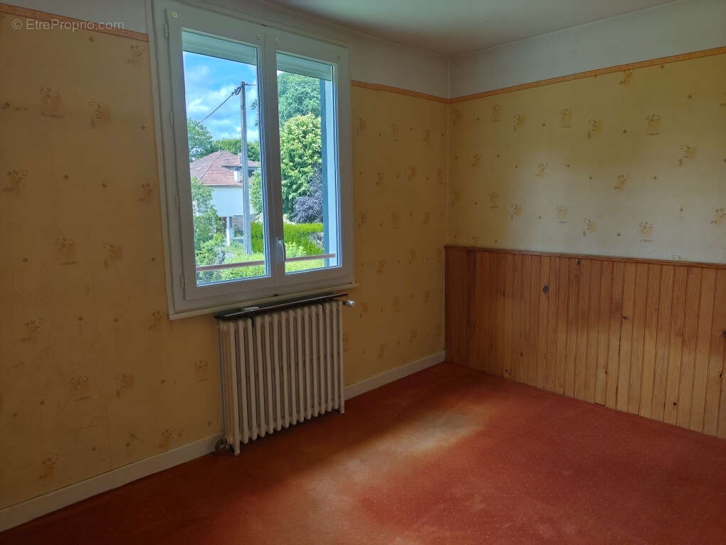 Maison à BOURG-LASTIC