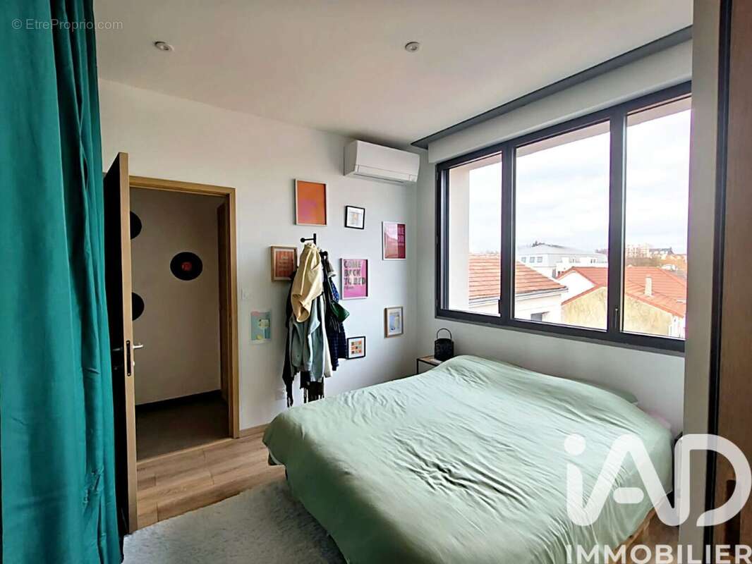 Photo 9 - Commerce à SAINT-ANDRE-LES-VERGERS