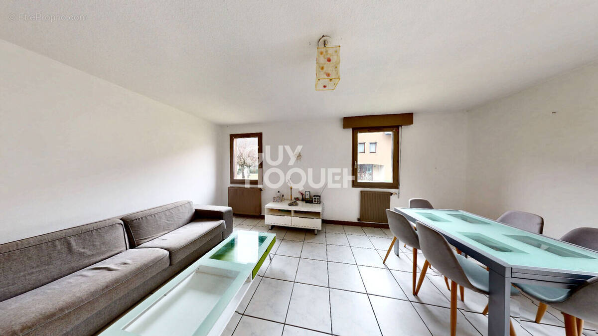 Appartement à SEVRIER