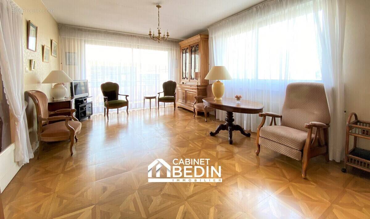 Appartement à BORDEAUX