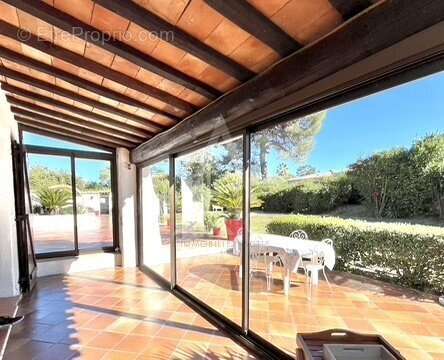 Maison à SAINT-THIBERY