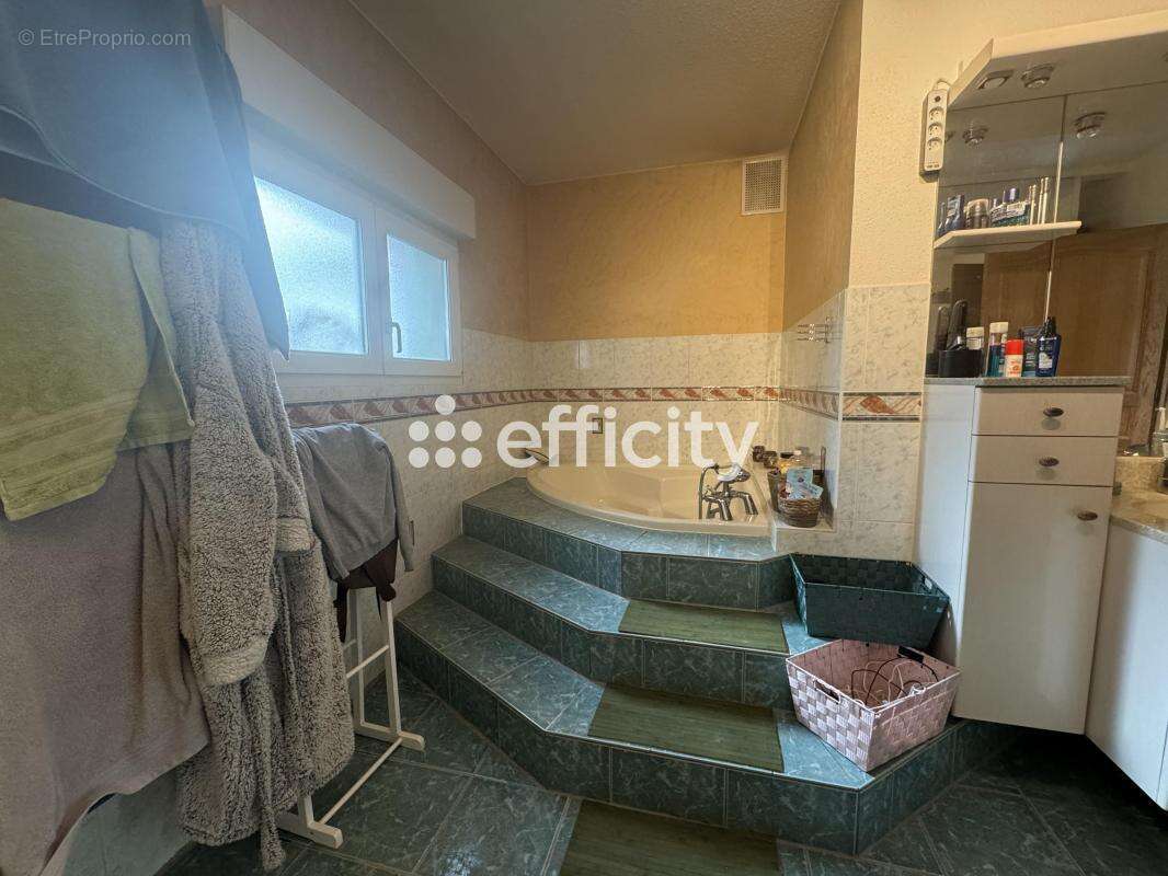 Maison à FROTEY-LES-LURE