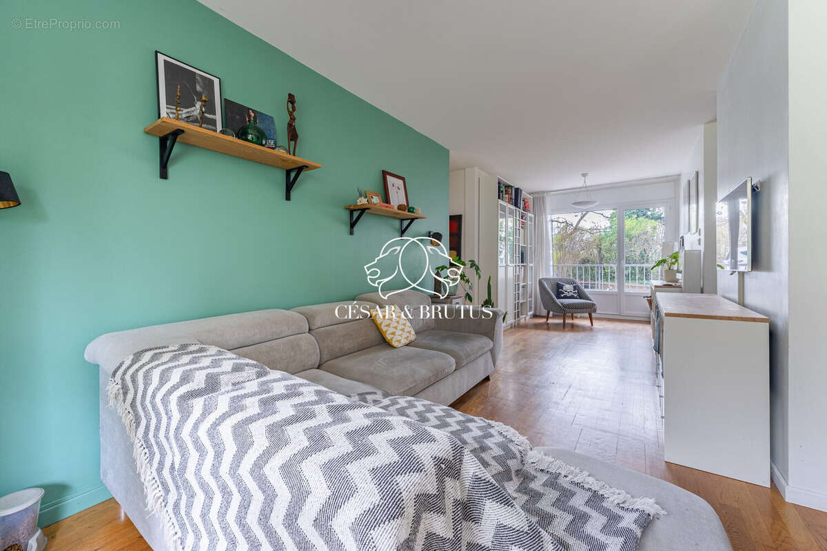 Appartement à SAINTE-FOY-LES-LYON