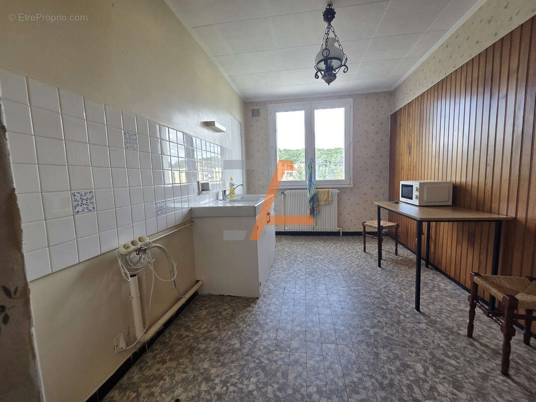 Appartement à SAINT-ETIENNE
